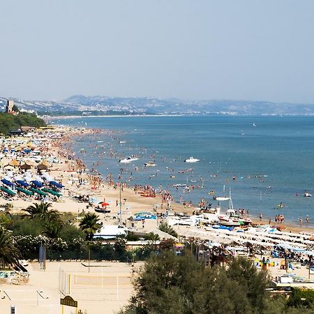 Zaffiro Luxury Silvi Vacanza Сильви-Марина Экстерьер фото